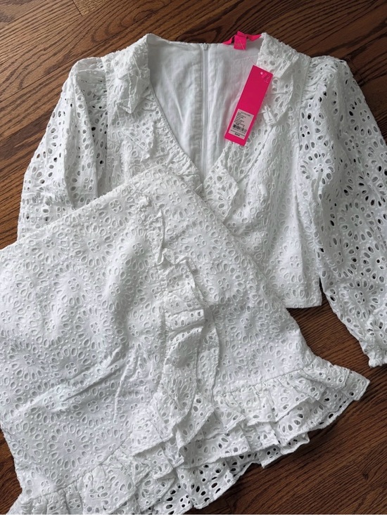 Lilly Pulitzer Dresses & Skirts - NWT Lilly Pulitzer Roca White Eyelet Ruffle Skirt Set